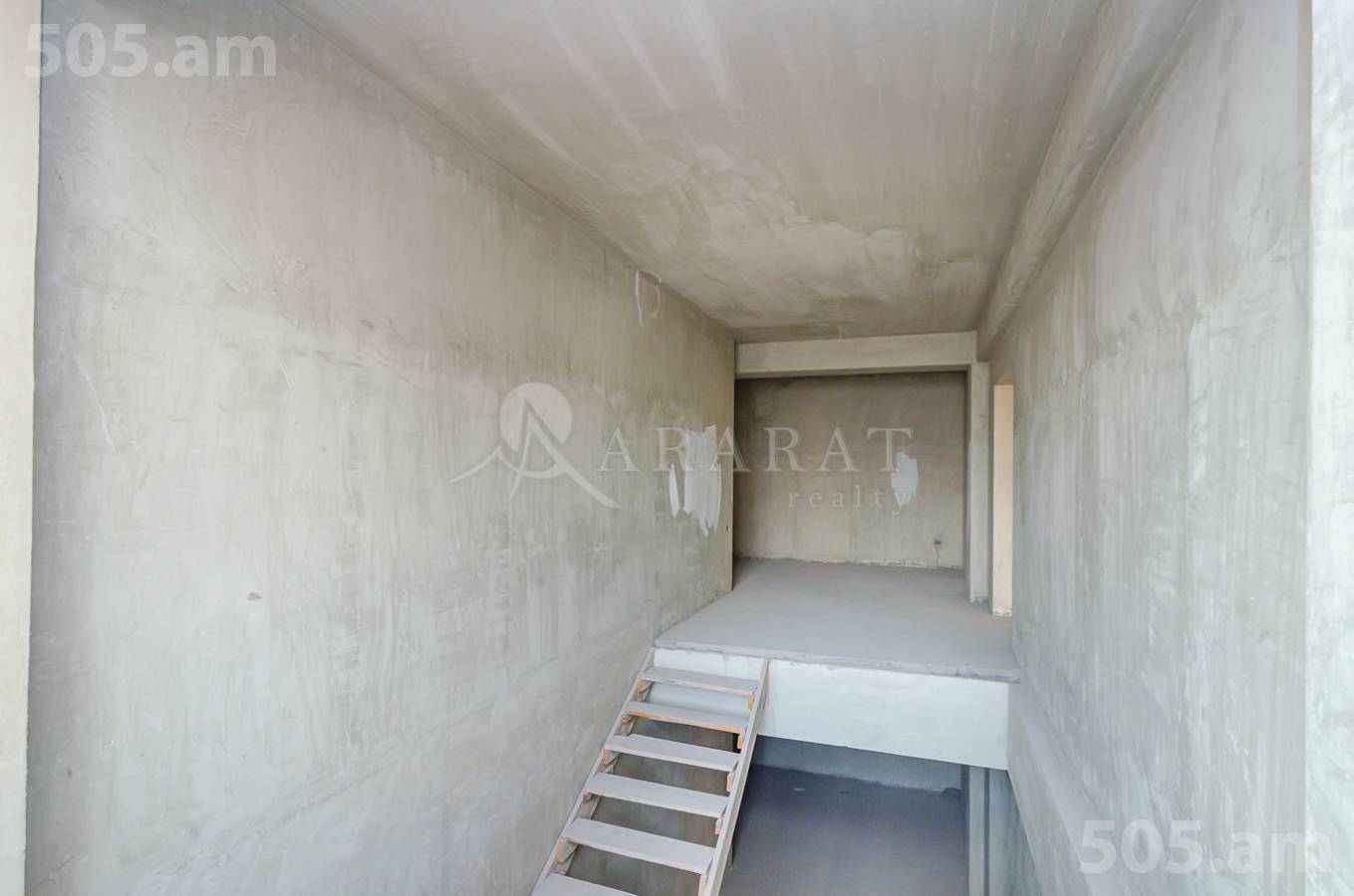 3 bedroom apartment for sale Abovyan St, Center Yerevan, 153901