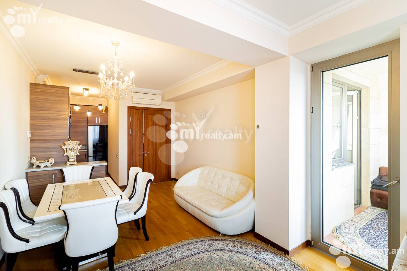 Купить 2 комнатную квартиру Антараин ул, Центр Ереван, 154666
