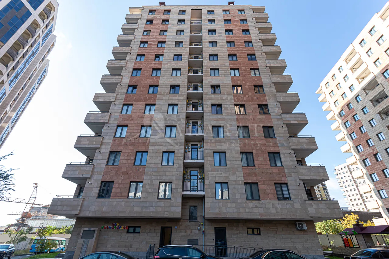 Купить 3 комнатную квартиру Н. Тигранян ул туп, Арабкир Ереван, 157470