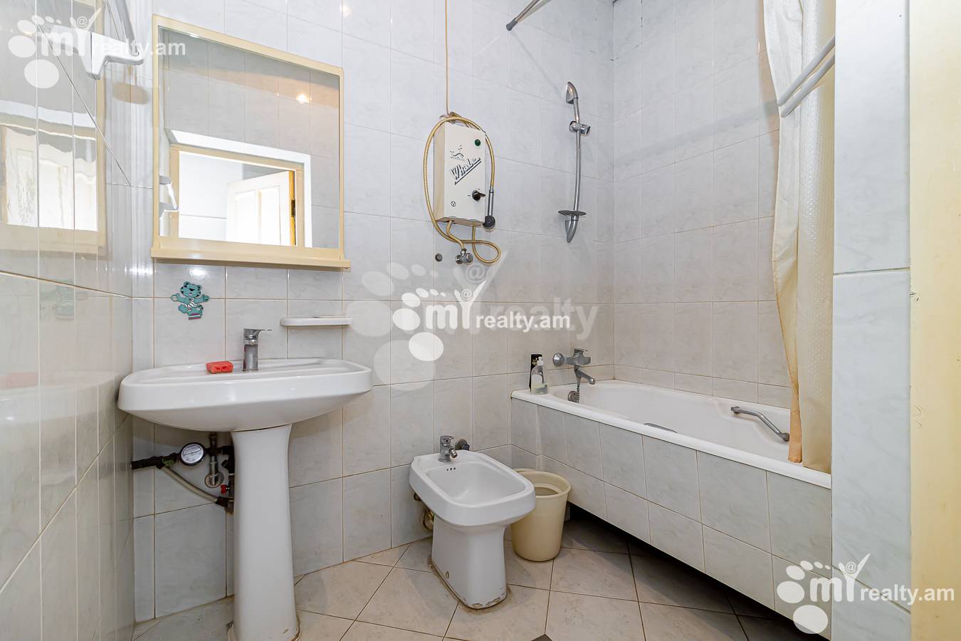 Купить 3 комнатную квартиру Касян ул, Арабкир Ереван, 150330