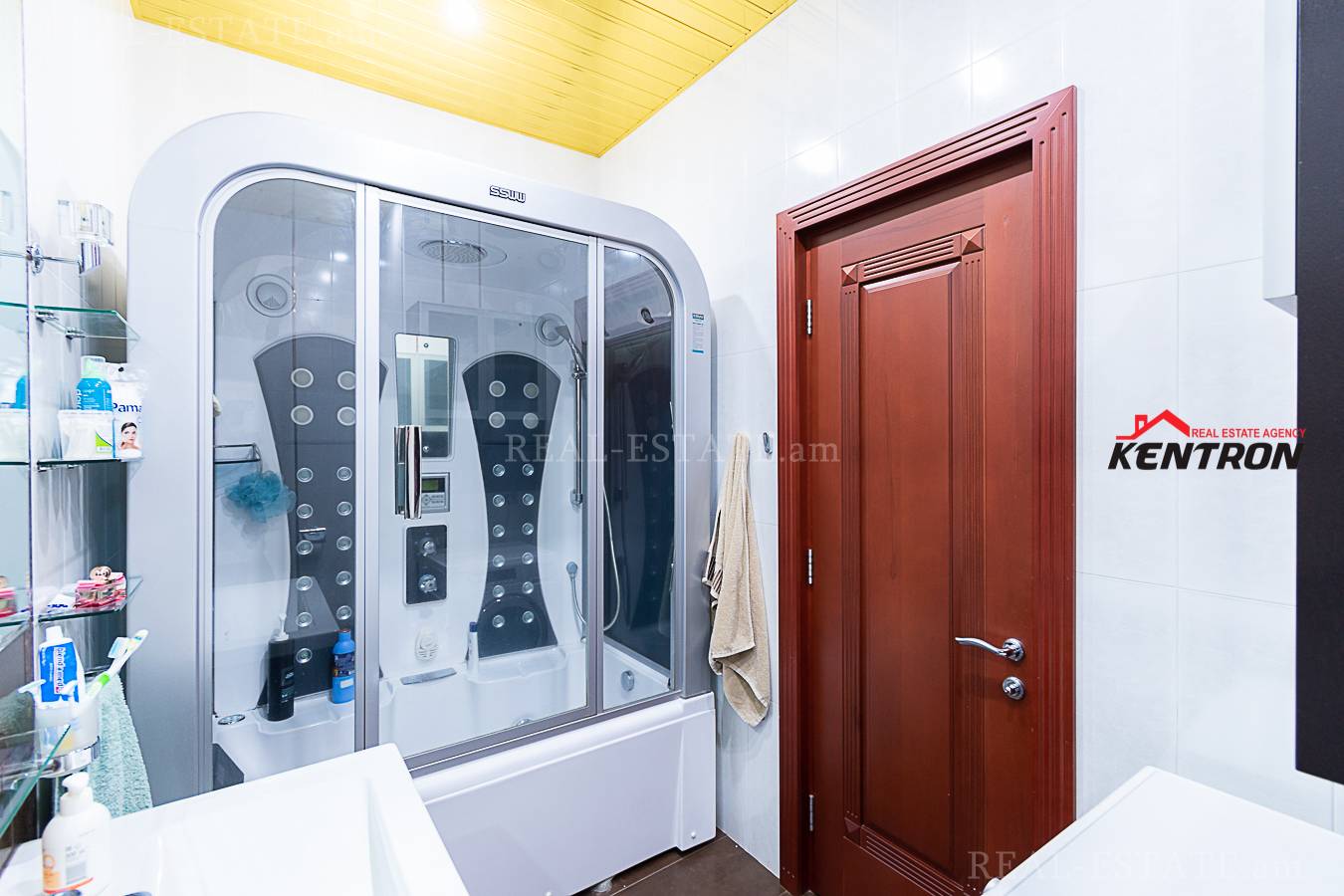 4 bedroom apartment for sale Abovyan St, Center Yerevan, 130137