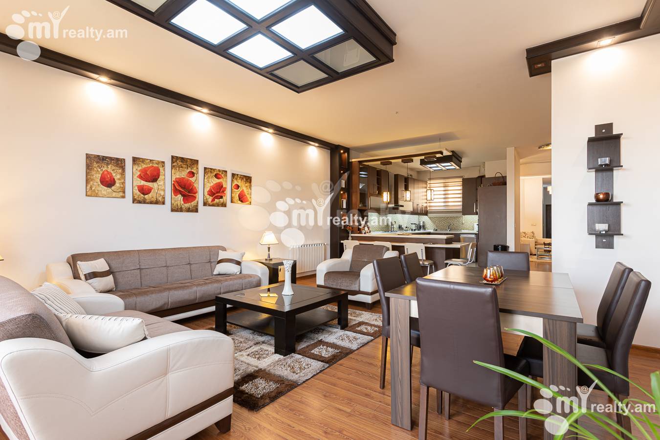 4 bedroom apartment for rent Antarayin St, Center Yerevan, 156170