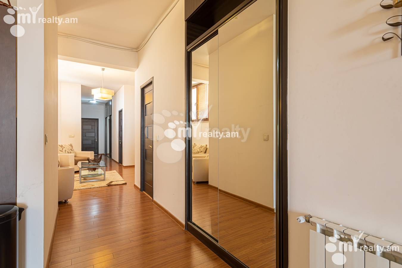 4 bedroom apartment for rent Antarayin St, Center Yerevan, 156170