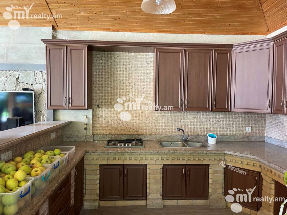 House for rent Verin Ptghni, Ptghni Kotajk, 124057