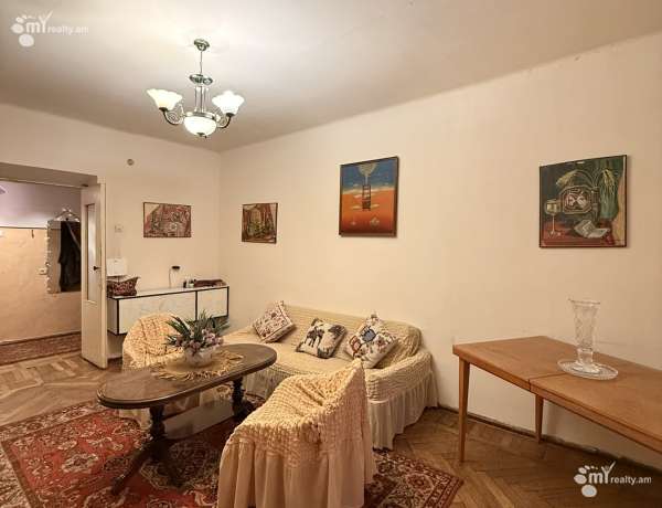 bnakaran/3-senyakanoc/A.+Khachatrian+St/Arabkir/Yerevan