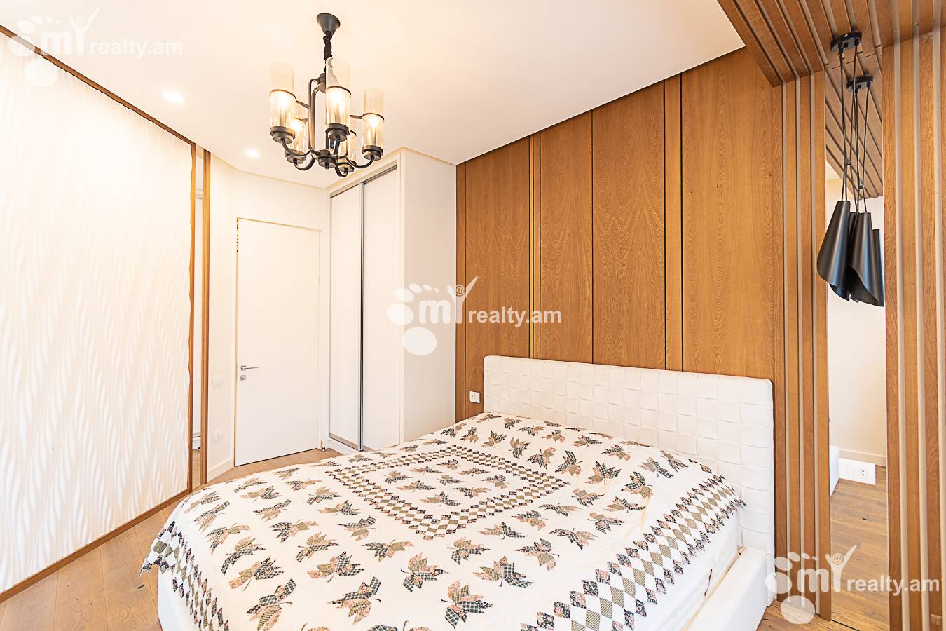 3 bedroom apartment for sale Buzand St, Center Yerevan, 143205