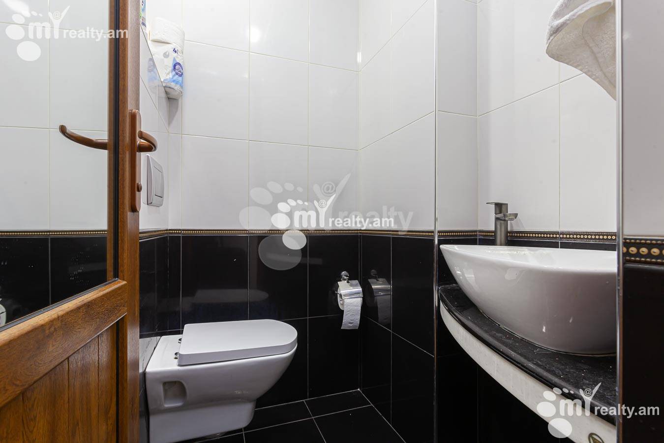 3 bedroom apartment for sale Riga St, Arabkir Yerevan, 154981