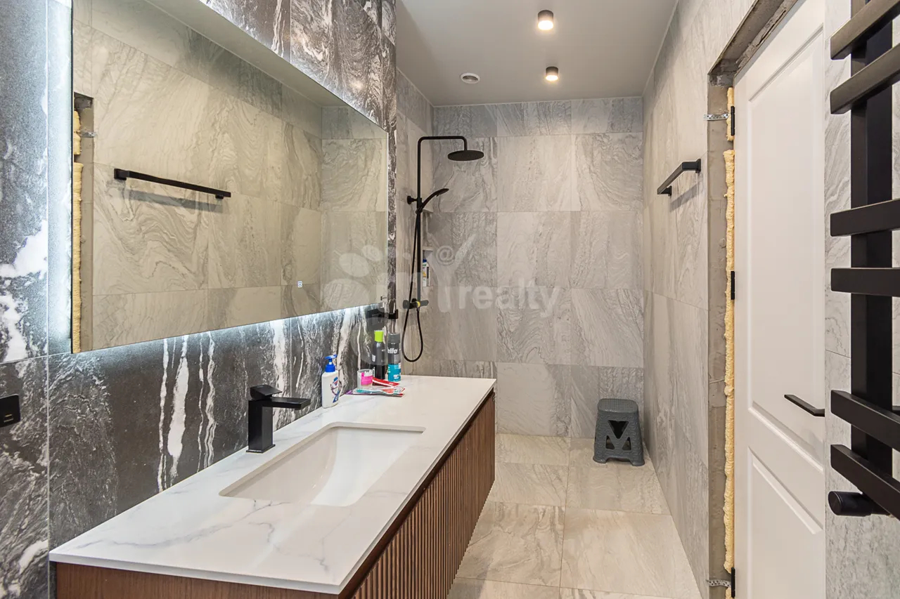 3 bedroom apartment for sale Mikoyan St, Davtachène Yerevan, 160711