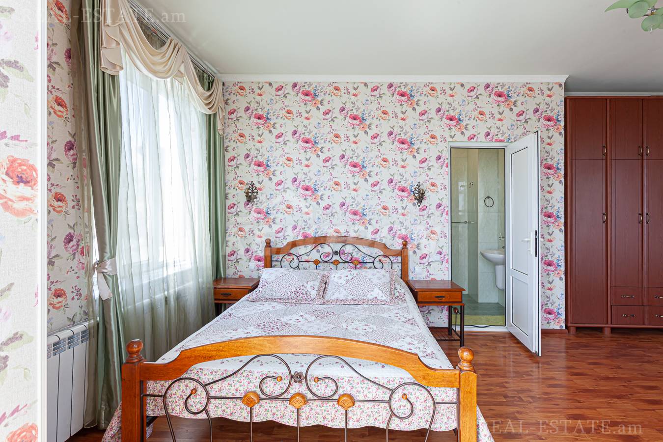 Купить дом Варшавян ул, Канакер-Зейтун Ереван, 137475