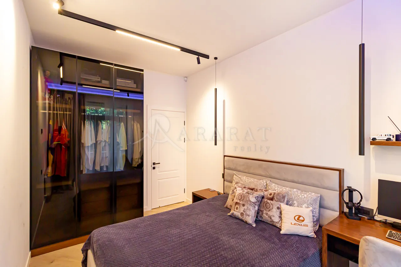 5 bedroom apartment for sale V.Papazyan St, Arabkir Yerevan, 158510