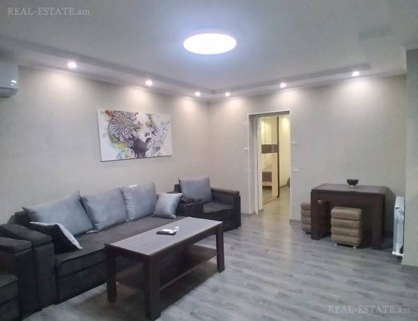 kupit-kvartiru/2-komnatnaya/Zakyan+street+1st+lane/Center/Yerevan