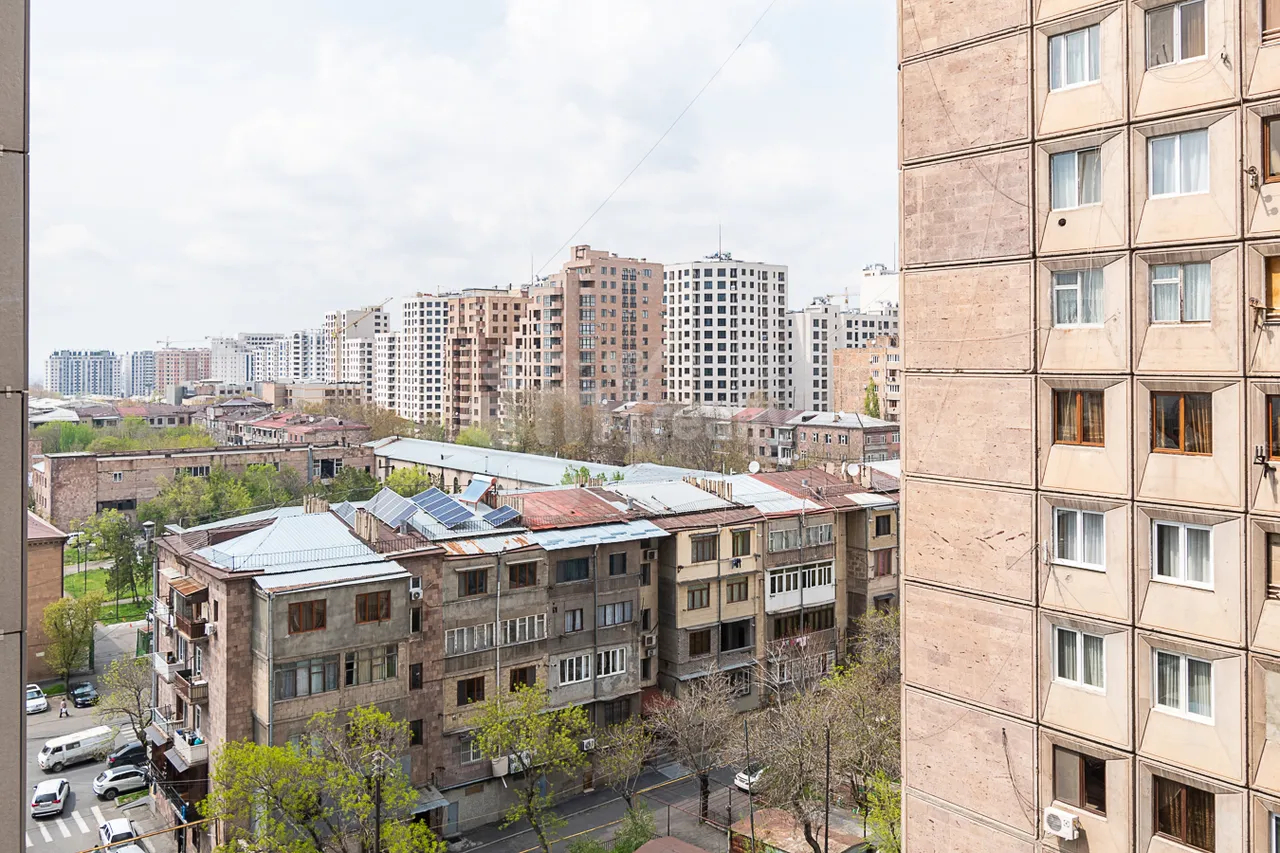 2 սենյականոց բնակարան  Կոմիտասի պող, Արաբկիր Երևան, 160314