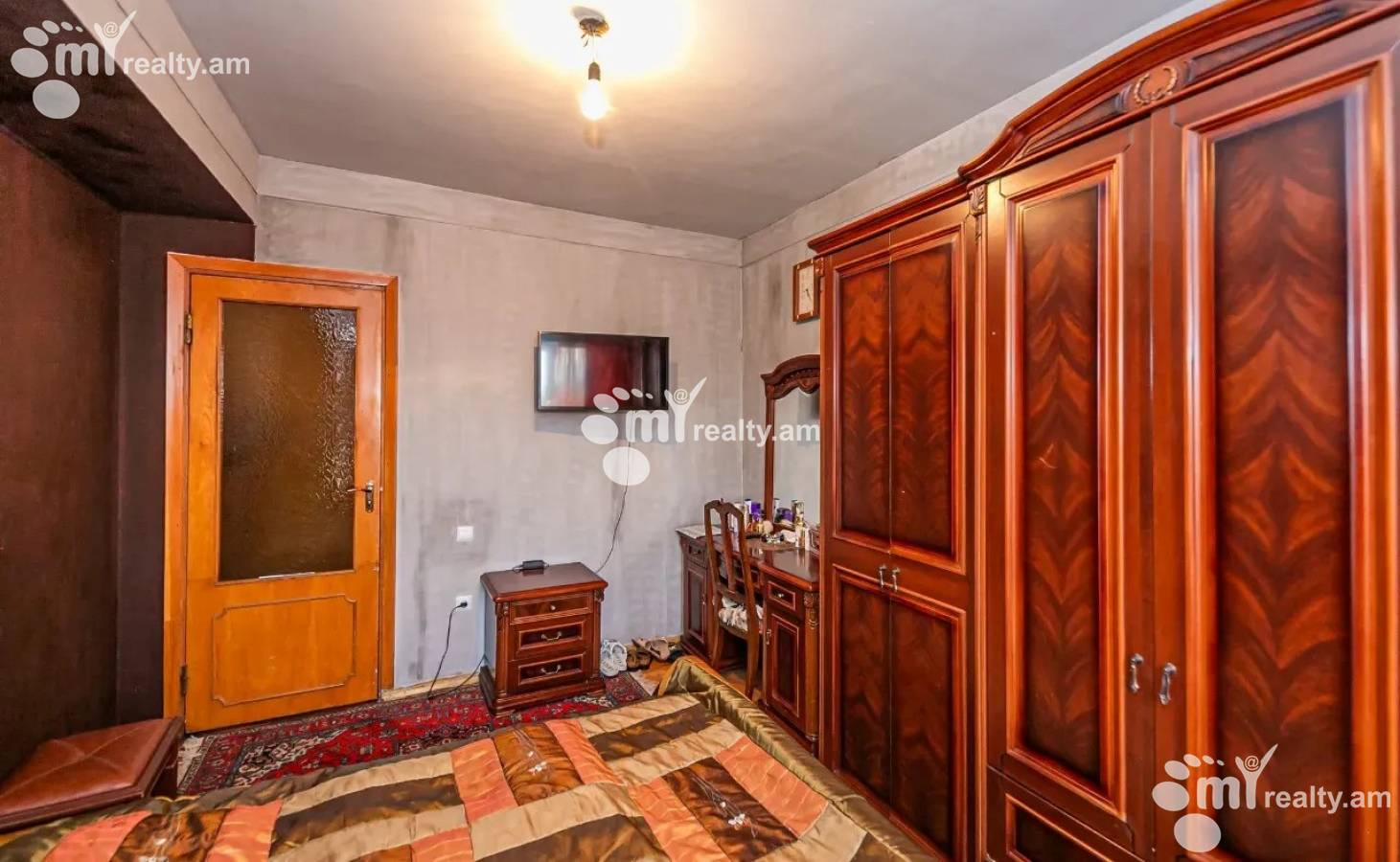 Купить 3 комнатную квартиру Овсеп Эмин ул, Арабкир Ереван, 156985