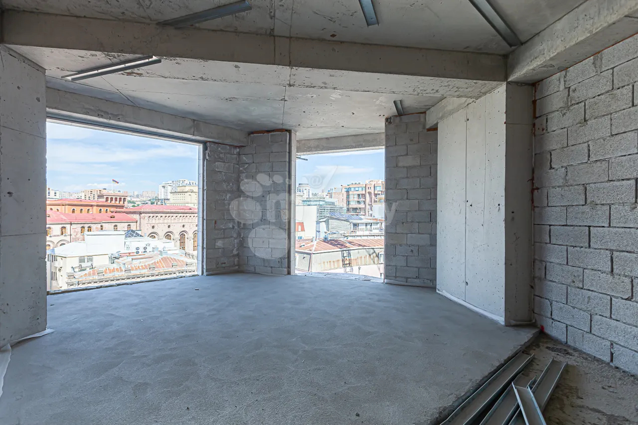 3 bedroom apartment for sale Hanrapetutyan St, Center Yerevan, 161942