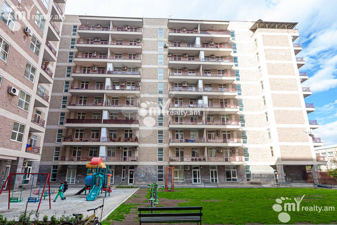 3 bedroom apartment for sale Rostom St, Center Yerevan, 156517