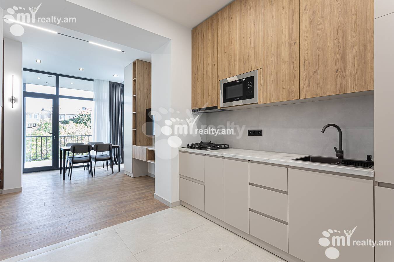 3 bedroom apartment for sale خیابان هانراپتوتیان کوچه 2, مرکز شهر ایروان, 156917