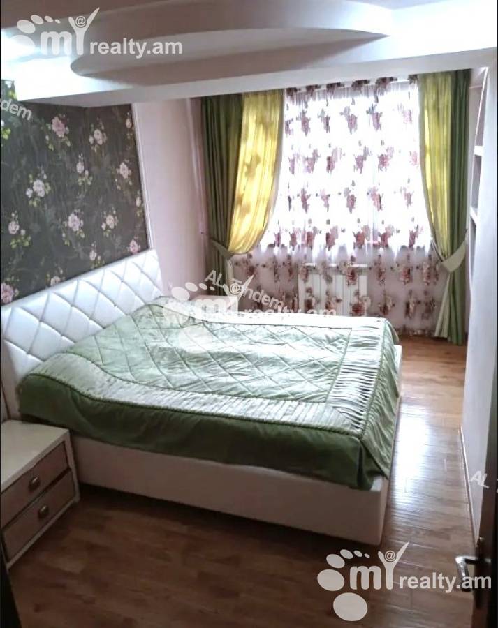 3 սենյականոց բնակարան  Սարյան փող, Կենտրոն Երևան, 149851