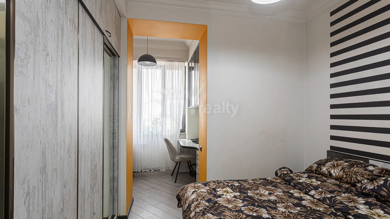 2 bedroom apartment for sale M.Khorenatsi St, Center Yerevan, 160015