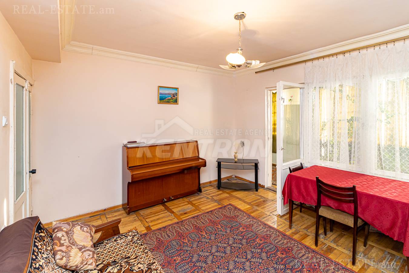 4 սենյականոց բնակարան  Ադոնց փող, Արաբկիր Երևան, 138143