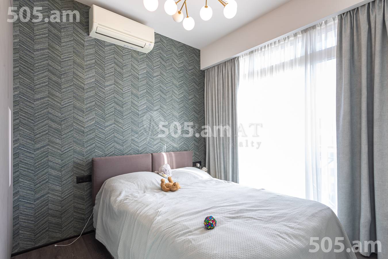 5 bedroom apartment for sale خیابان آنتارایین, مرکز شهر ایروان, 156281