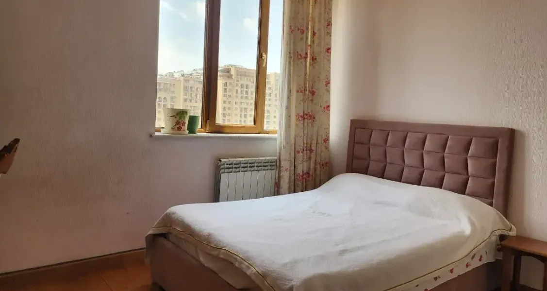 3 bedroom apartment for rent Teryan St, Center Yerevan, 161283