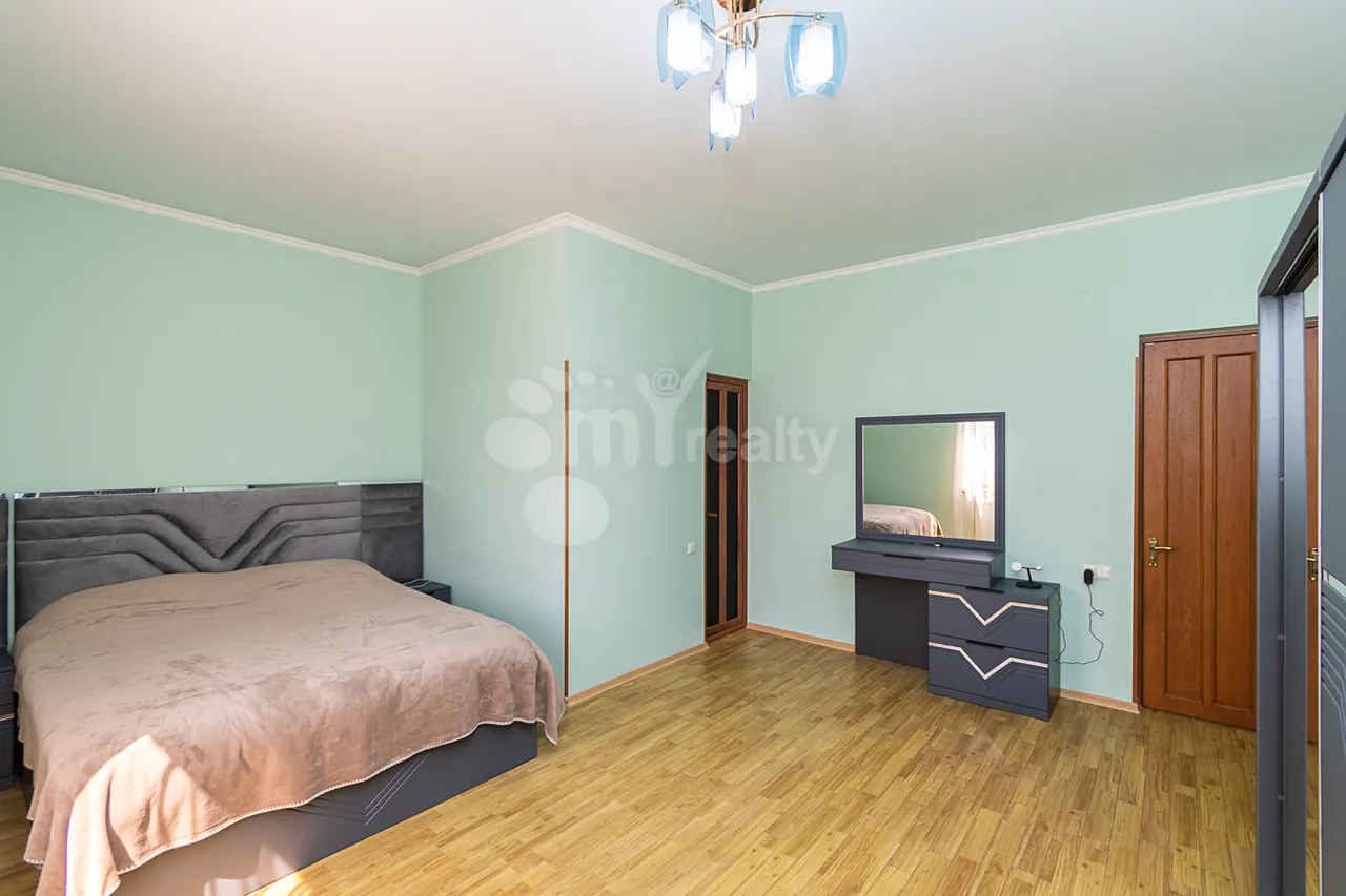 House for sale Melqumov St, Adjapnyak Yerevan, 160638