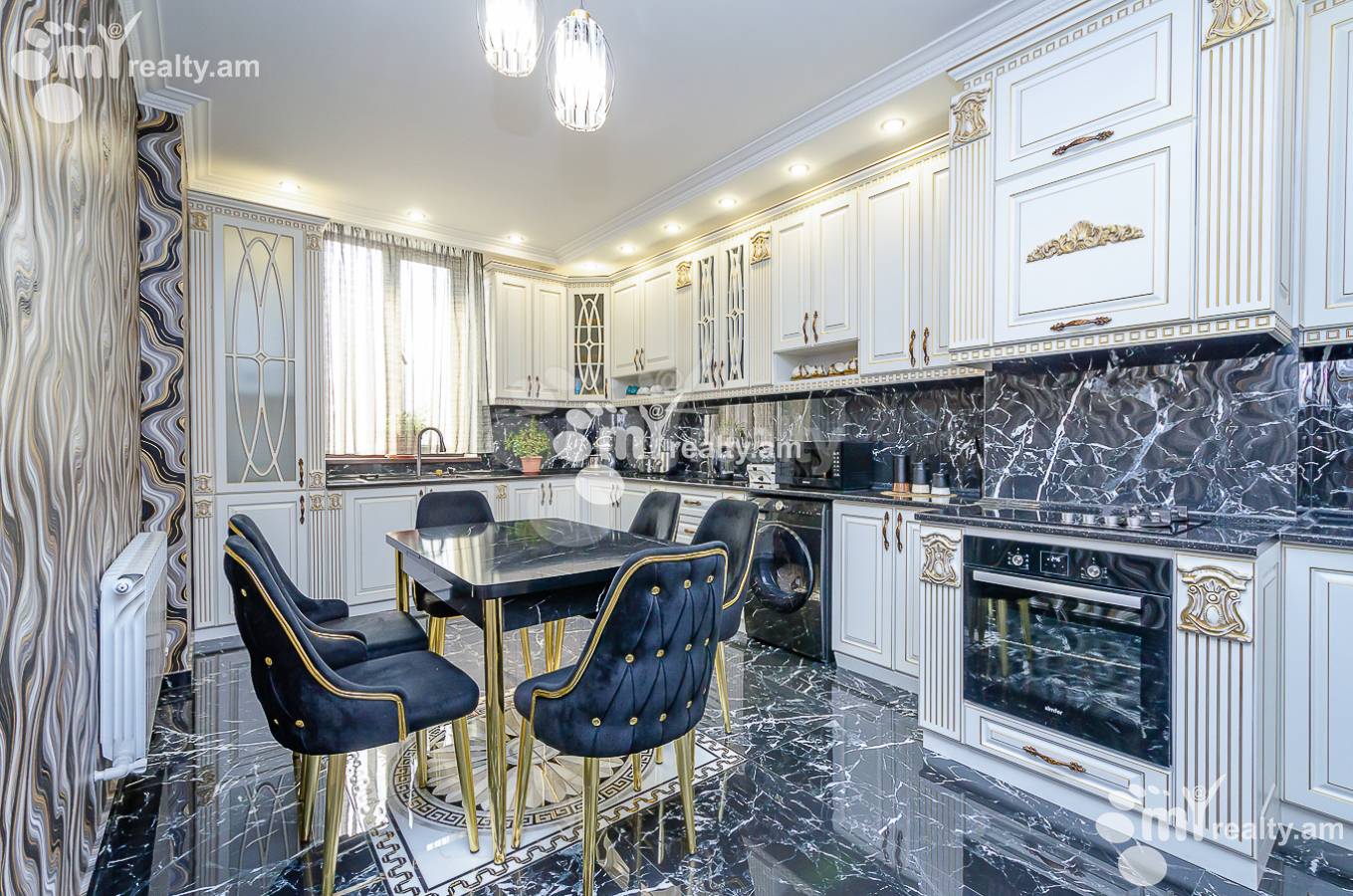 3 bedroom apartment for sale Antarayin St, Center Yerevan, 157083