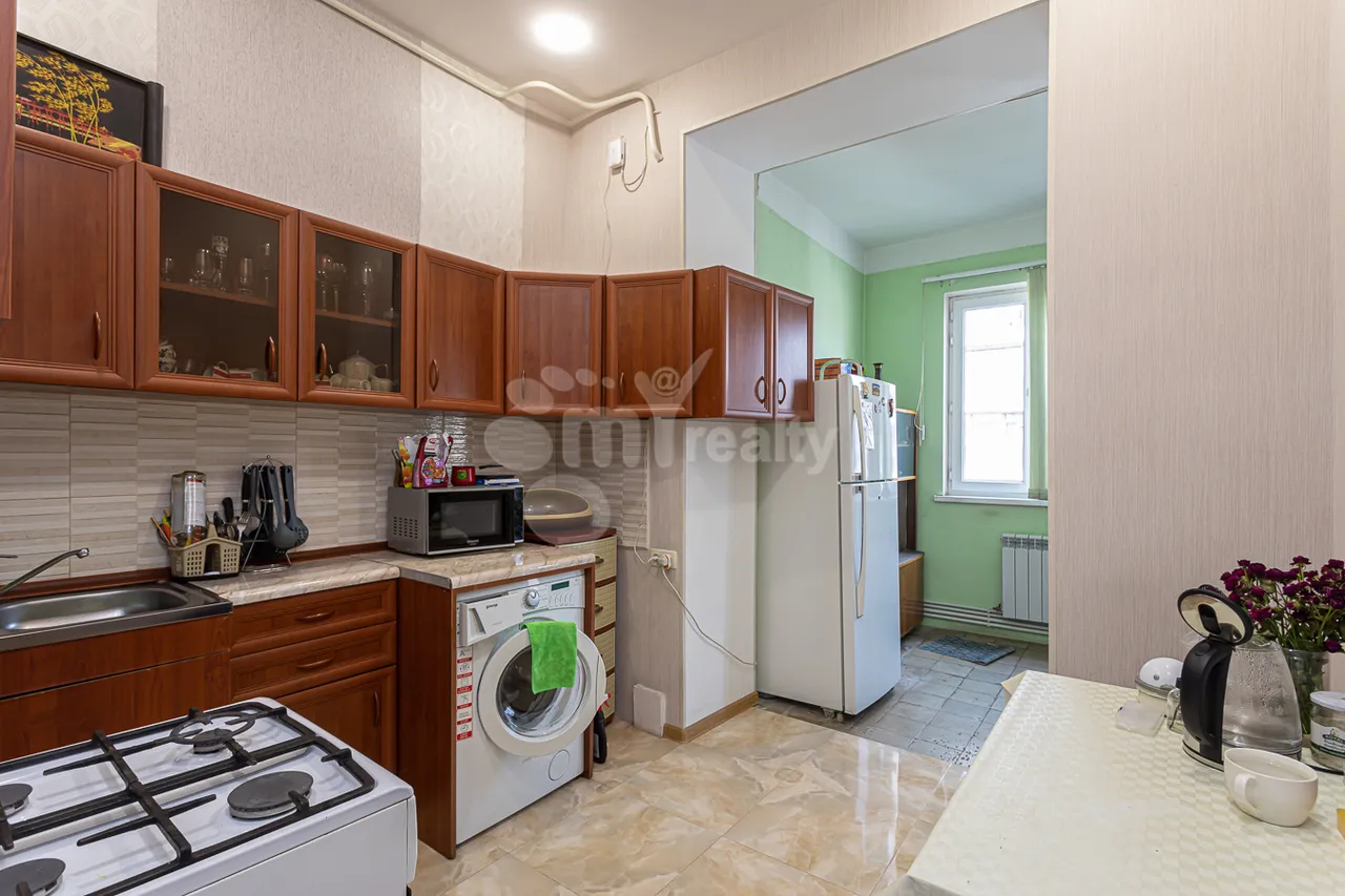 Купить 2 комнатную квартиру Терян ул, Центр Ереван, 159868