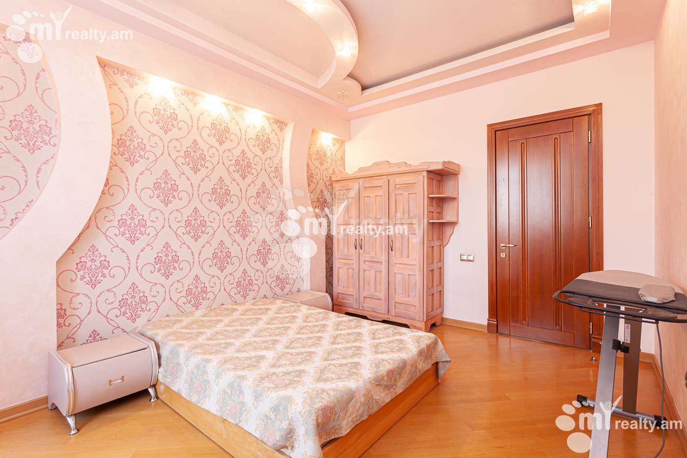 3 սենյականոց բնակարան վարձով Դ. Դեմիրճյան փող, Կենտրոն Երևան, 155880