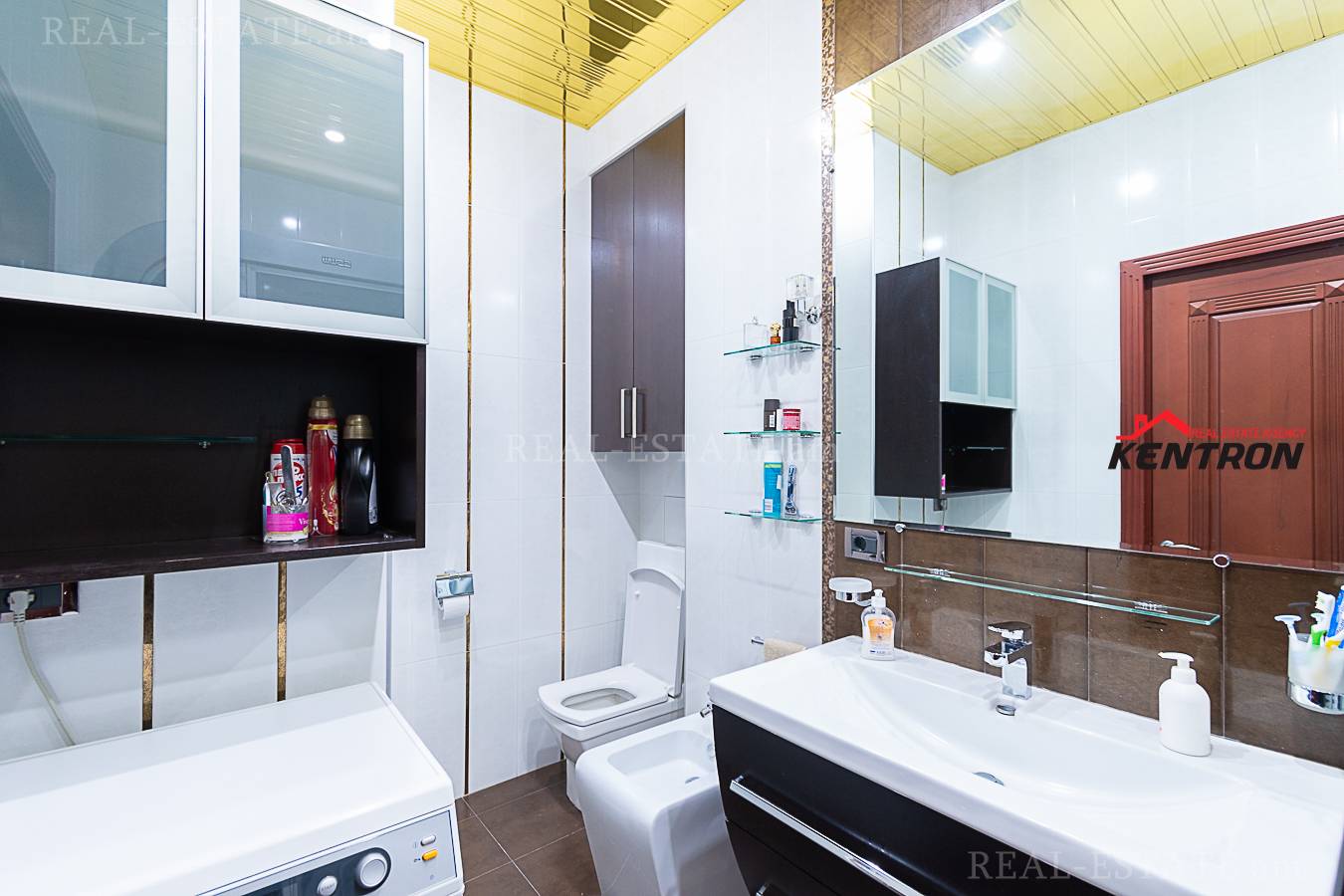 4 bedroom apartment for sale Abovyan St, Center Yerevan, 130137