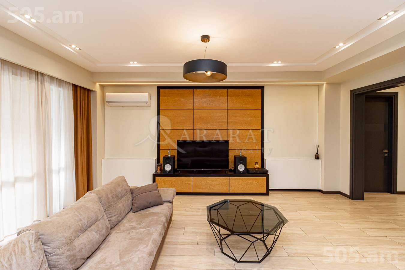 3 bedroom apartment for sale خیابان هانراپتوتیان, مرکز شهر ایروان, 149466