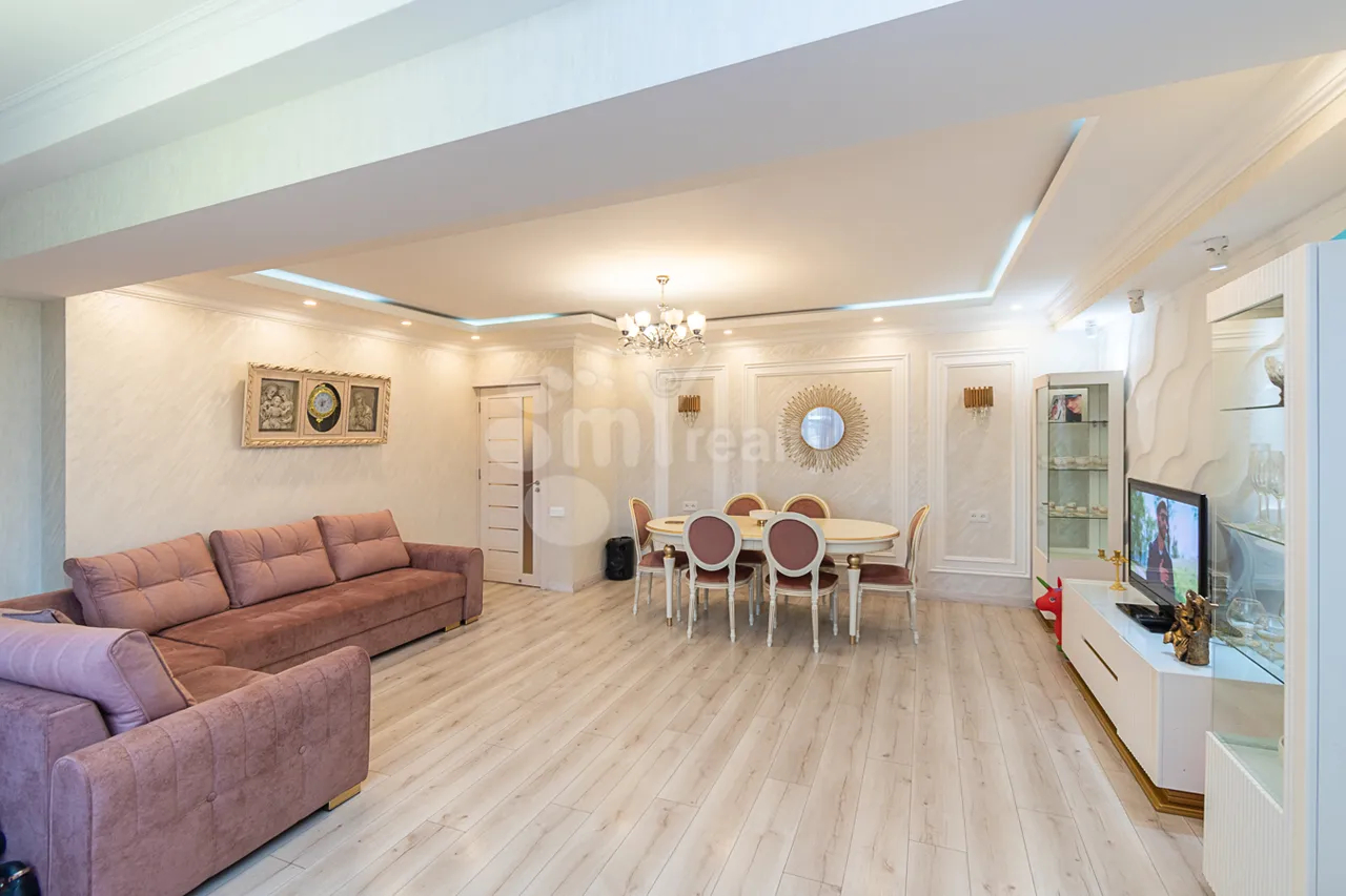3 bedroom apartment for sale A. Avetisyan St, Arabkir Yerevan, 161276