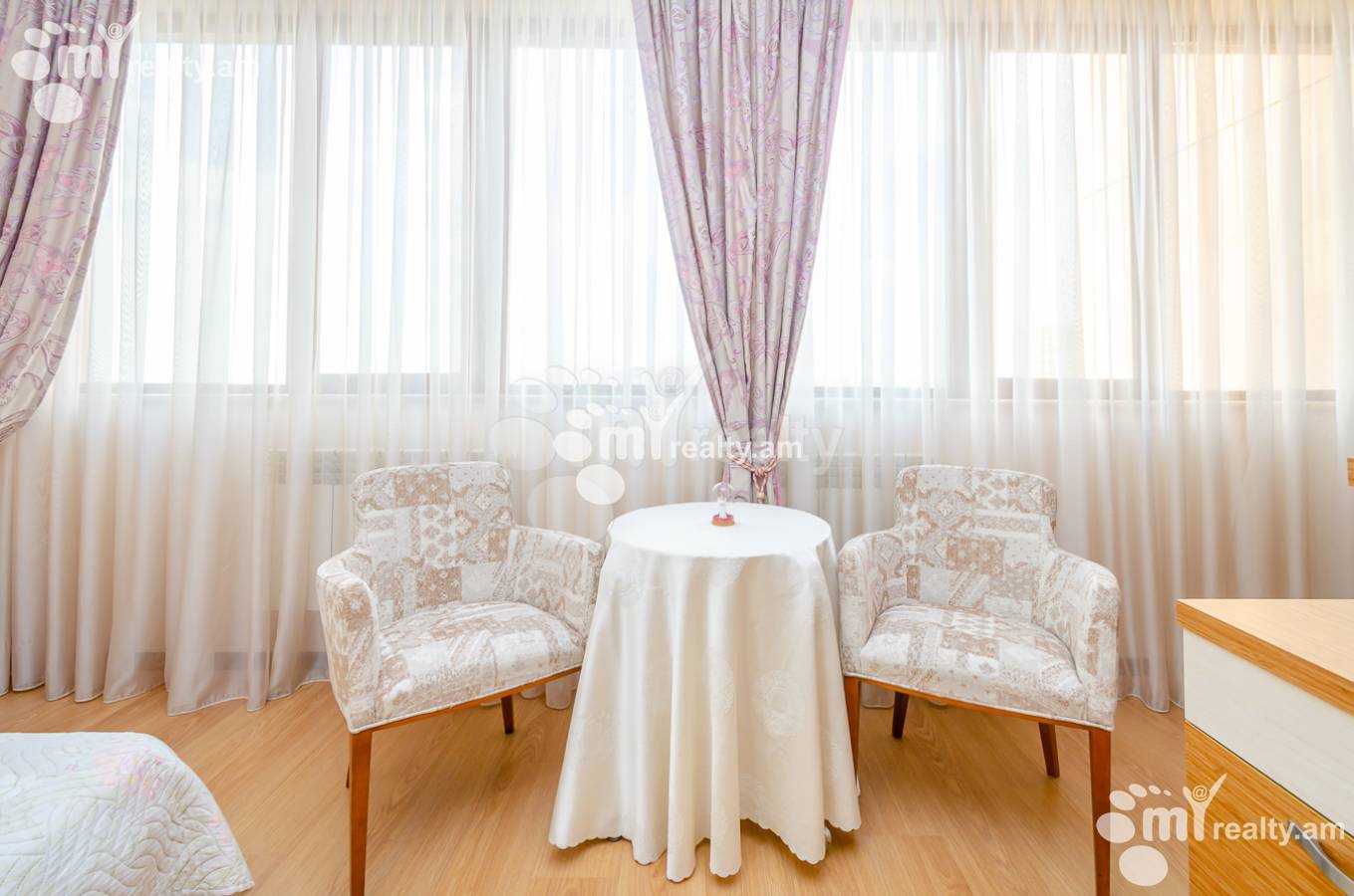 4 սենյականոց բնակարան  Կոմիտասի պող, Արաբկիր Երևան, 153021