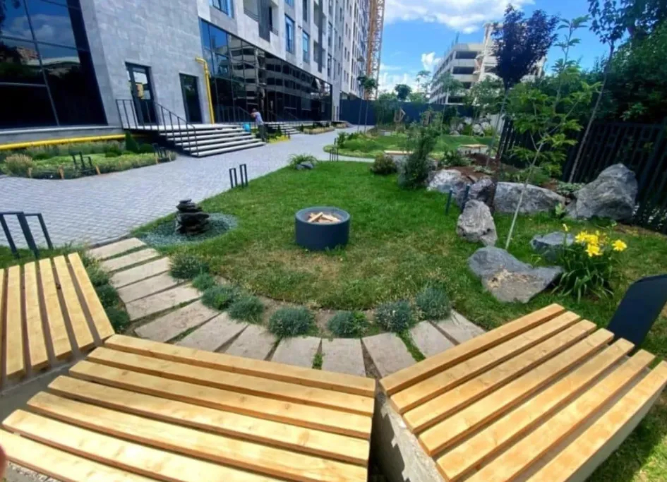 4 սենյականոց բնակարան  Մալխասյանց փող, Արաբկիր Երևան, 158240