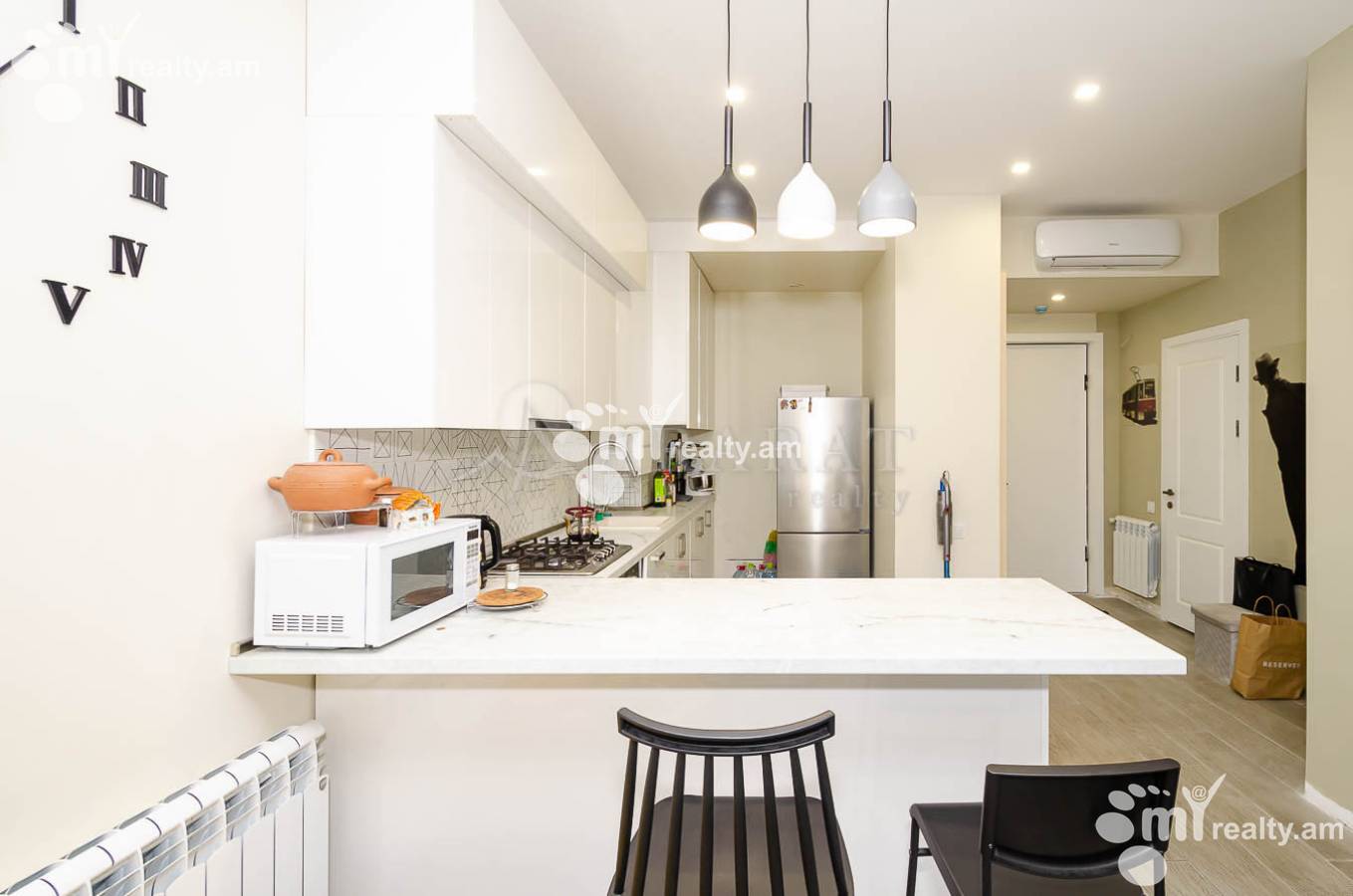 3 սենյականոց բնակարան  Անտառային, Գ.Էմինի փող., Կենտրոն Երևան, 142376