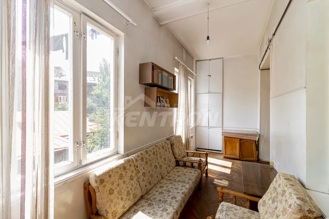 3 bedroom apartment for rent خیابان کاسیان, عربگیر ایروان, 159561