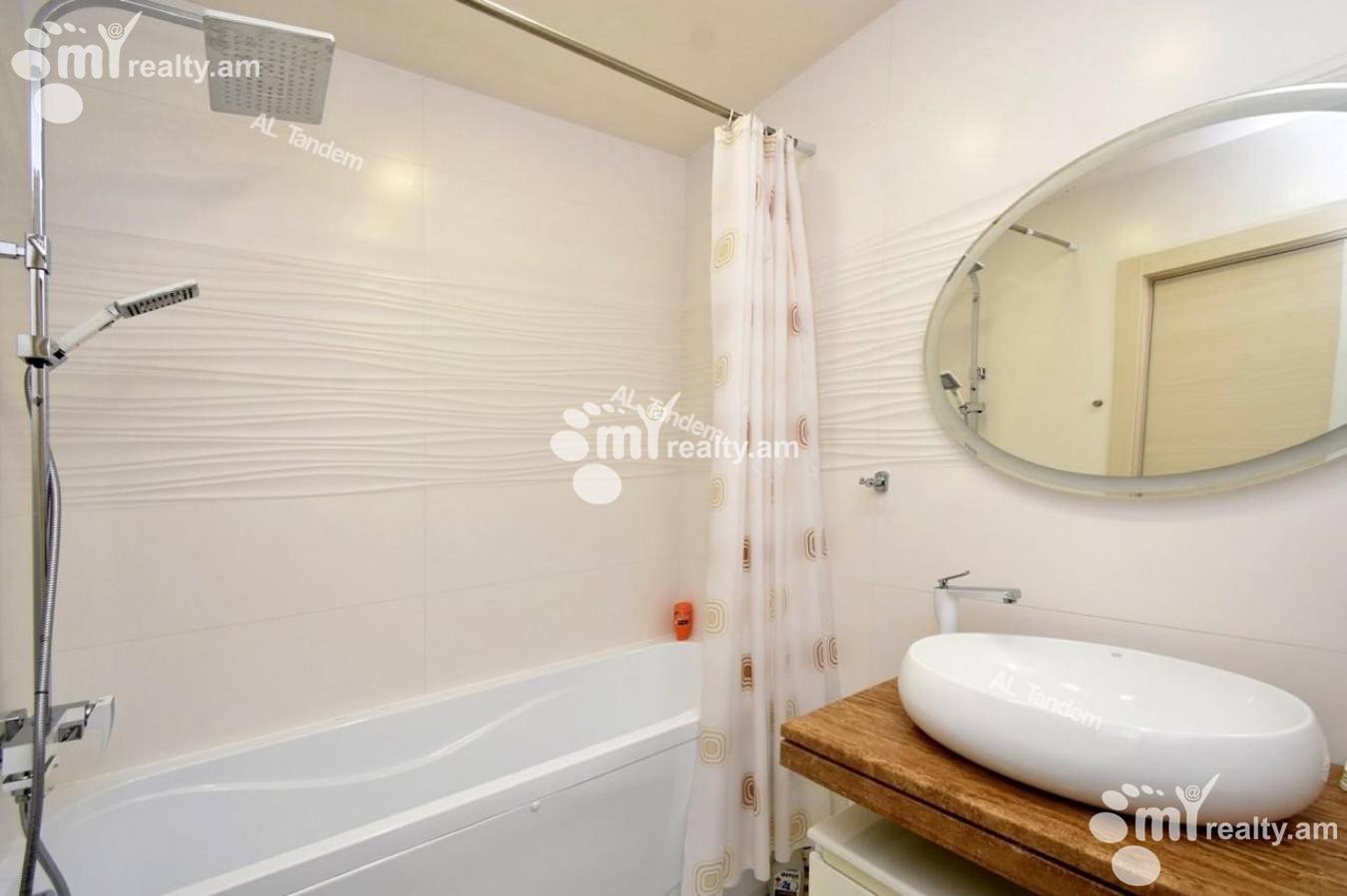 4 bedroom apartment for rent Leo St, Center Yerevan, 156979