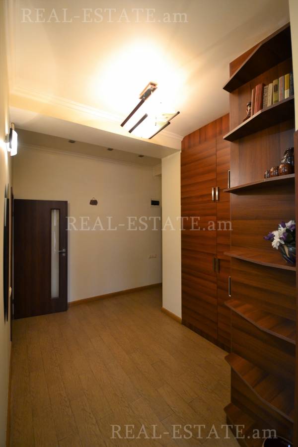 2 bedroom apartment for rent خیابان آرام, مرکز شهر ایروان, 108464