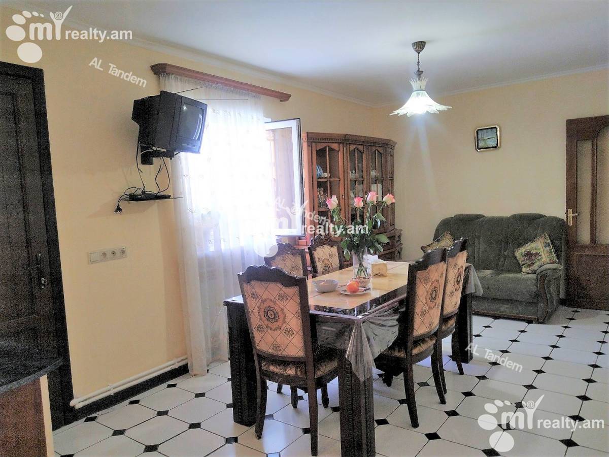 Снять дом Гогол ул., Канакер-Зейтун Ереван, 148811