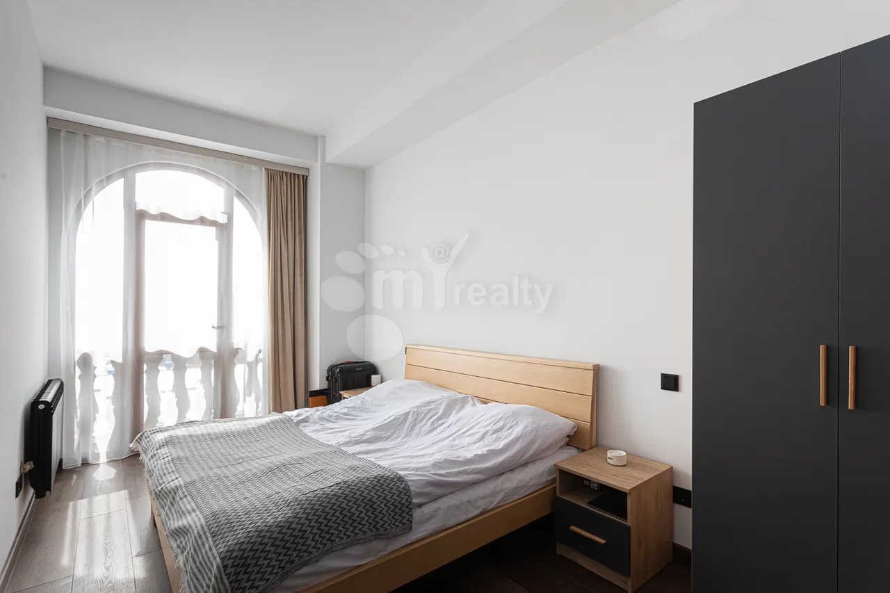 3 bedroom apartment for sale خیابان آدونس, عربگیر ایروان, 159950