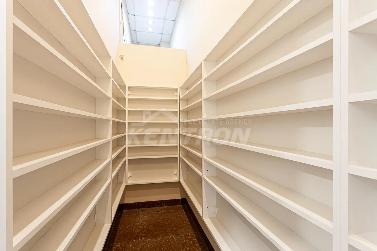 Commercial for sale خیابان آرام, مرکز شهر ایروان, 158482