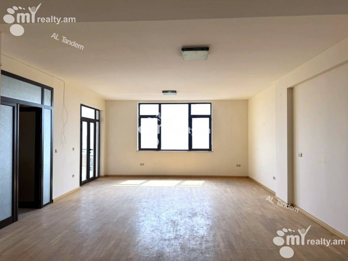 Commercial for rent خیابان آنتارایین, مرکز شهر ایروان, 155678