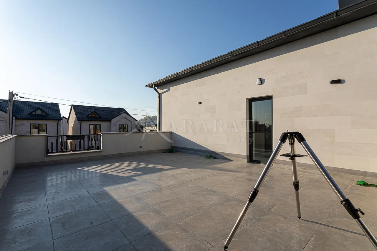 House for sale Paruyr Sevak dis., Avan Yerevan, 158078