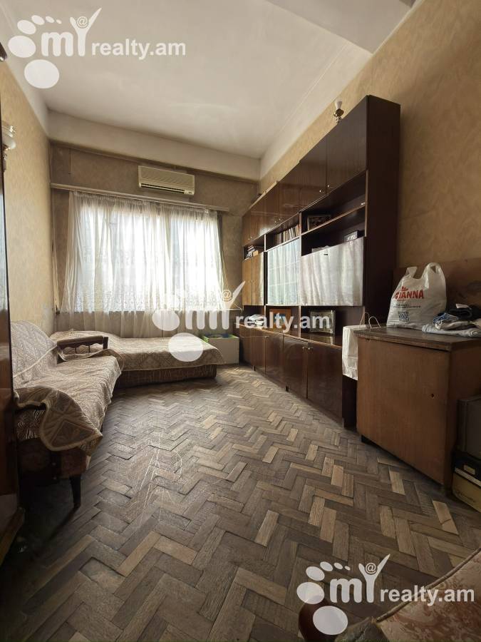 3 bedroom apartment for sale Paronyan St, Center Yerevan, 159679