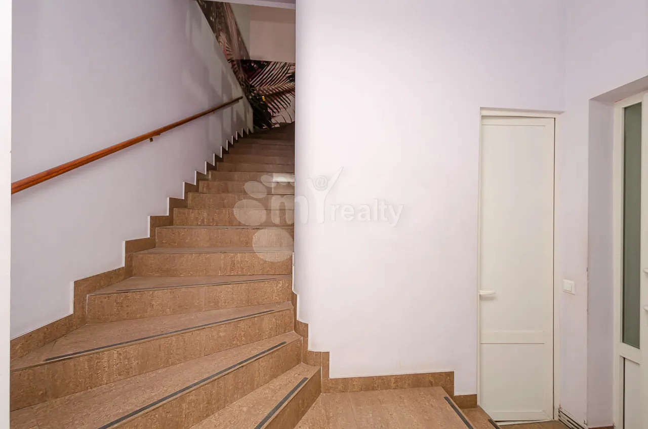 Commercial for sale (خیابان باقرامیان (عربکیر, عربگیر ایروان, 158197