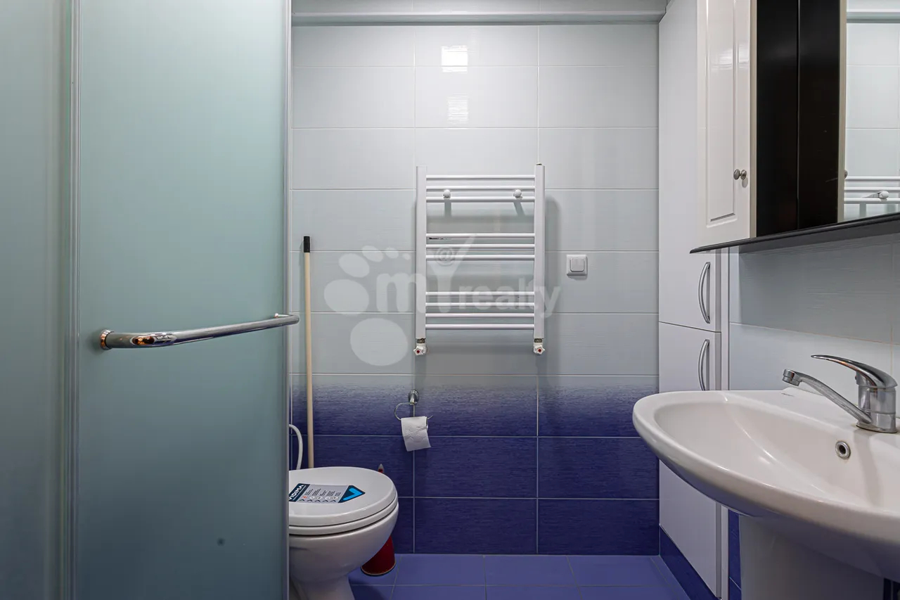 2 bedroom apartment for rent Saryan St, Center Yerevan, 157334