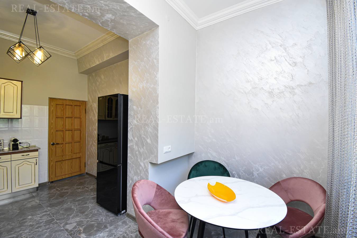 2 bedroom apartment for sale Baghramyan Ave (Kentron), Center Yerevan, 125820