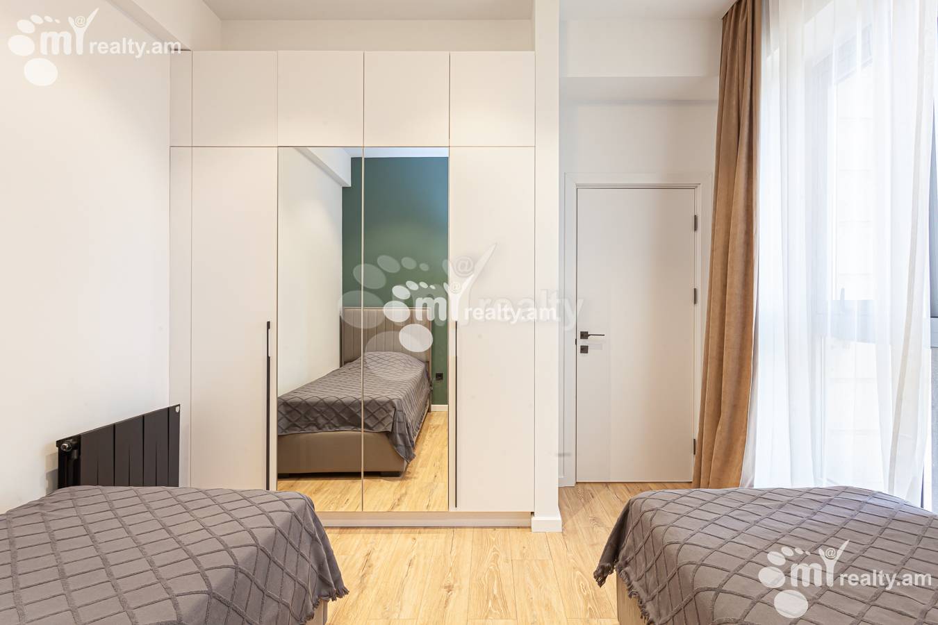 3 bedroom apartment for sale Paronyan St, Center Yerevan, 155918