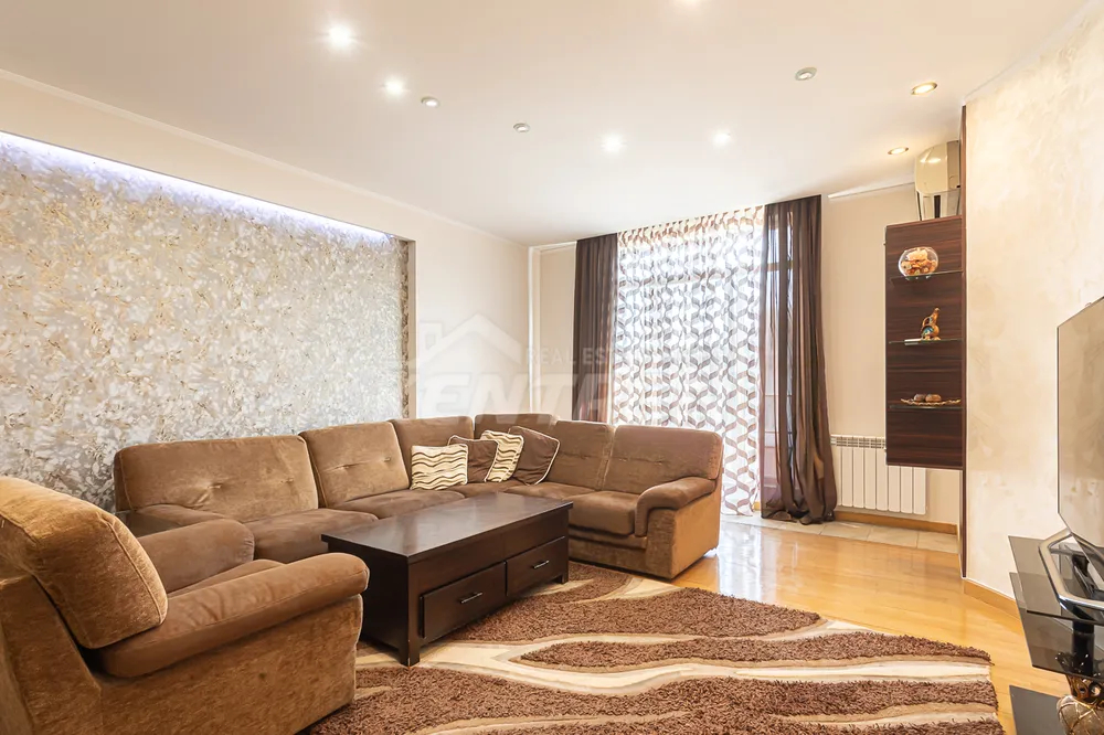 3-bedroom/apartment-for-rent/D.+Demirchyan+St/Center/Yerevan