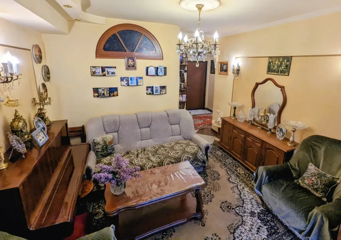 2 bedroom apartment for sale Kajaznuni St, Center Yerevan, 160534